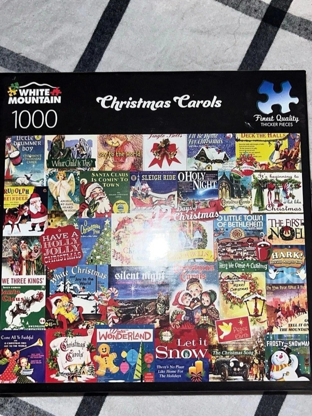 White Mountain Christmas Carols 1000-Piece Christmas Puzzle Like New